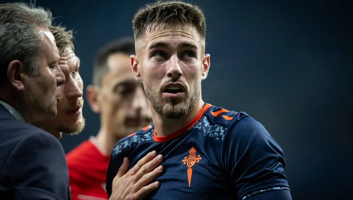 Mingueza sabe que el Aston Villa quiere pagar su cláusula y deberá decidir: Celta o Aston Villa Mingueza sabe que el Aston Villa quiere pagar su cláusula y deberá decidir: Celta o Aston Villa