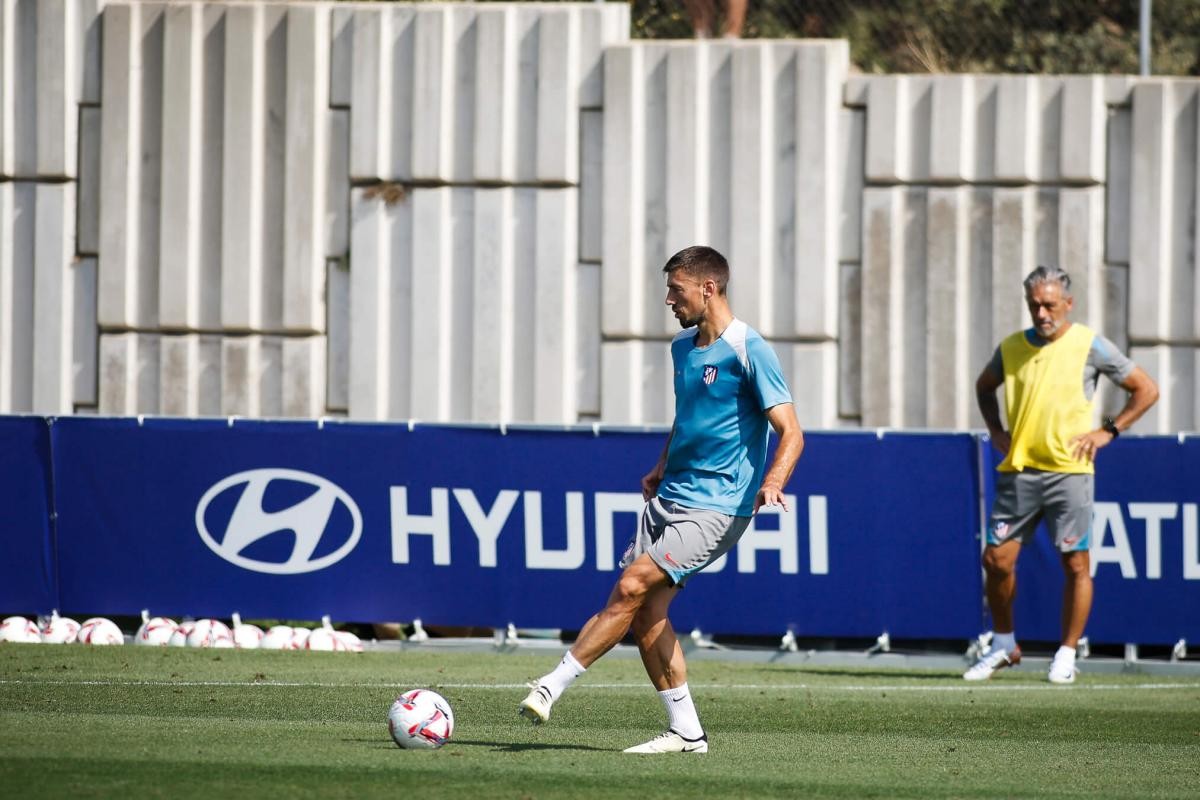 Dos nuevas bajas en el Atlético y buenas noticias con Lenglet y Giménez Dos nuevas bajas en el Atlético y buenas noticias con Lenglet y Giménez