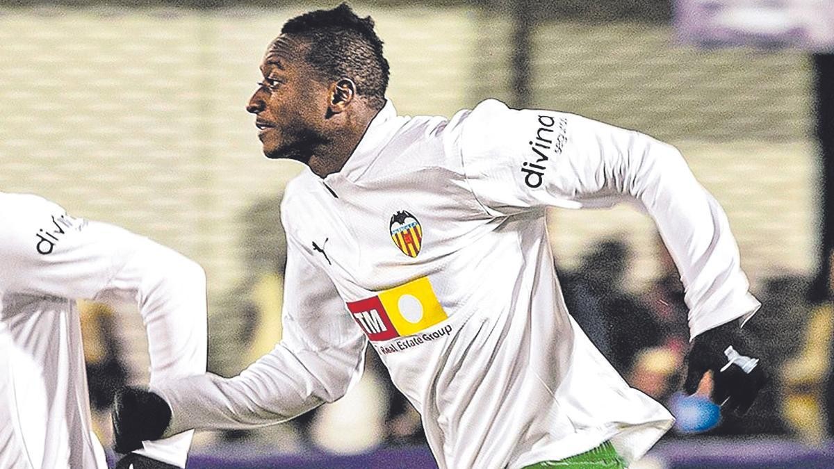 Sadiq será sometido a pruebas en su rodilla para determinar si hay lesión Sadiq será sometido a pruebas en su rodilla para determinar si hay lesión
