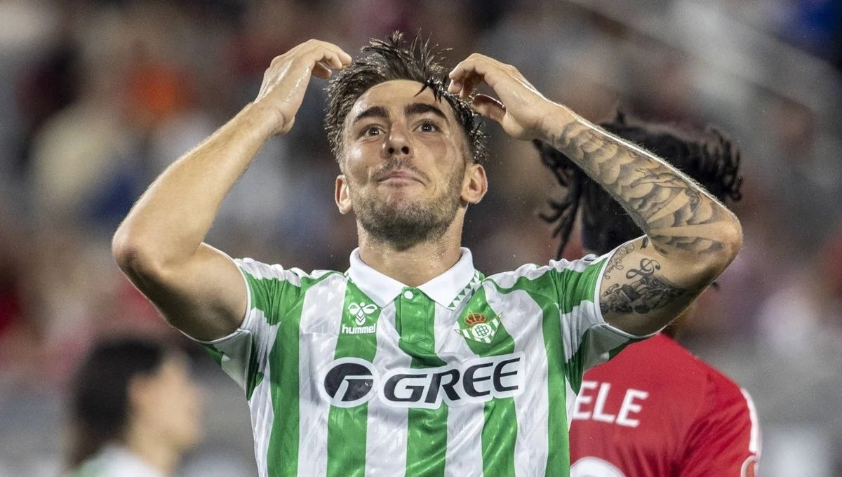 Celta y Real Betis negocian la incorporación de Iker Losada Celta y Real Betis negocian la incorporación de Iker Losada