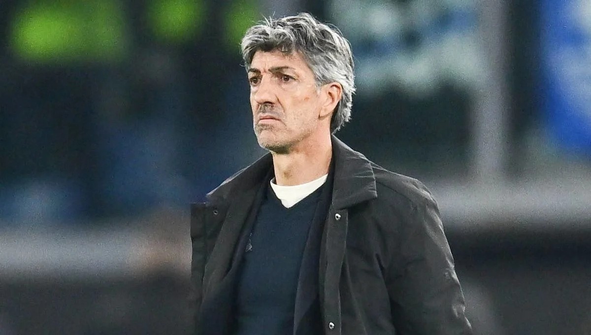 Imanol Alguacil sobre Sucic, Aguerd, Brais Méndez, Zubeldia, Aihen y Turrientes Imanol Alguacil sobre Sucic, Aguerd, Brais Méndez, Zubeldia, Aihen y Turrientes