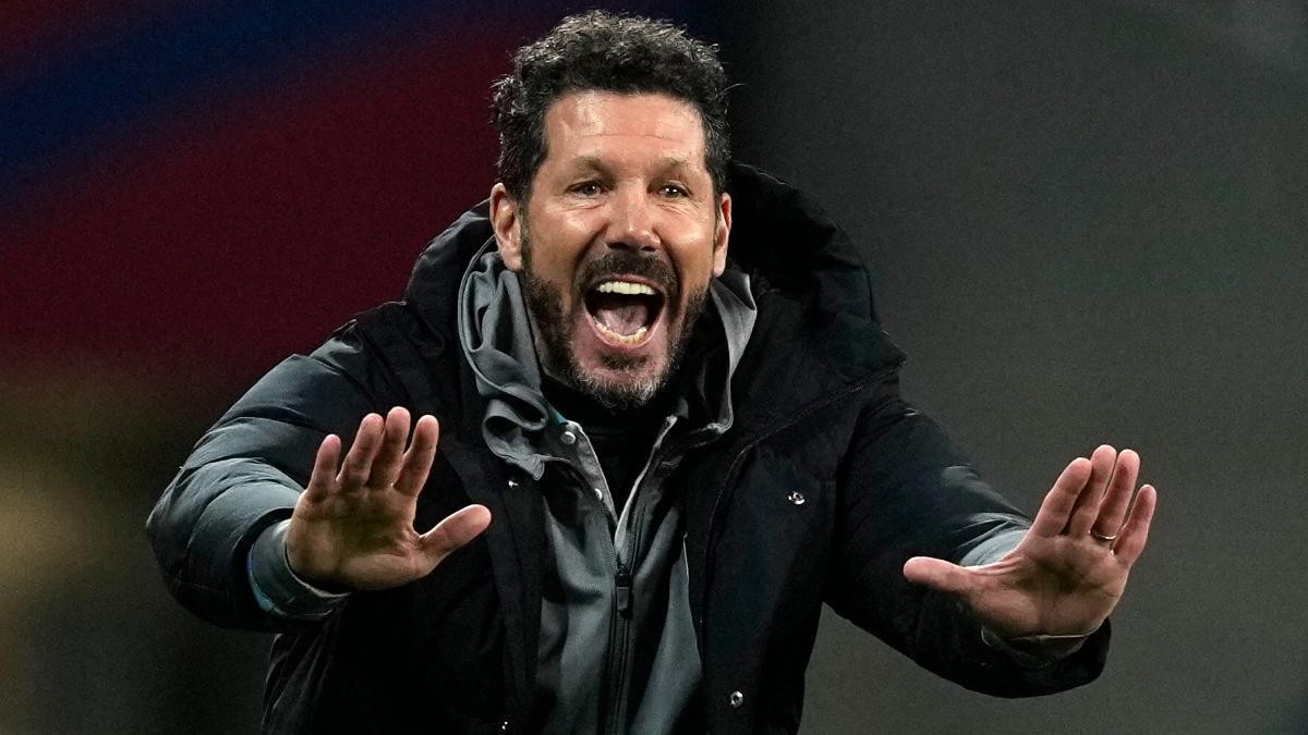 Simeone sobre Julián Álvarez, Griezmann, De Paul, Giménez, Sorloth, Lino y Correa Simeone sobre Julián Álvarez, Griezmann, De Paul, Giménez, Sorloth, Lino y Correa
