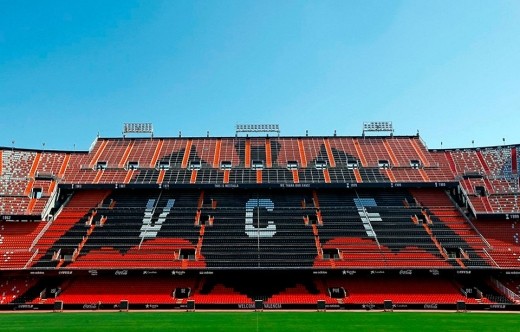 Alineaciones confirmadas del Valencia - Sevilla ¡Sadiq titular y Ejuke suplente!