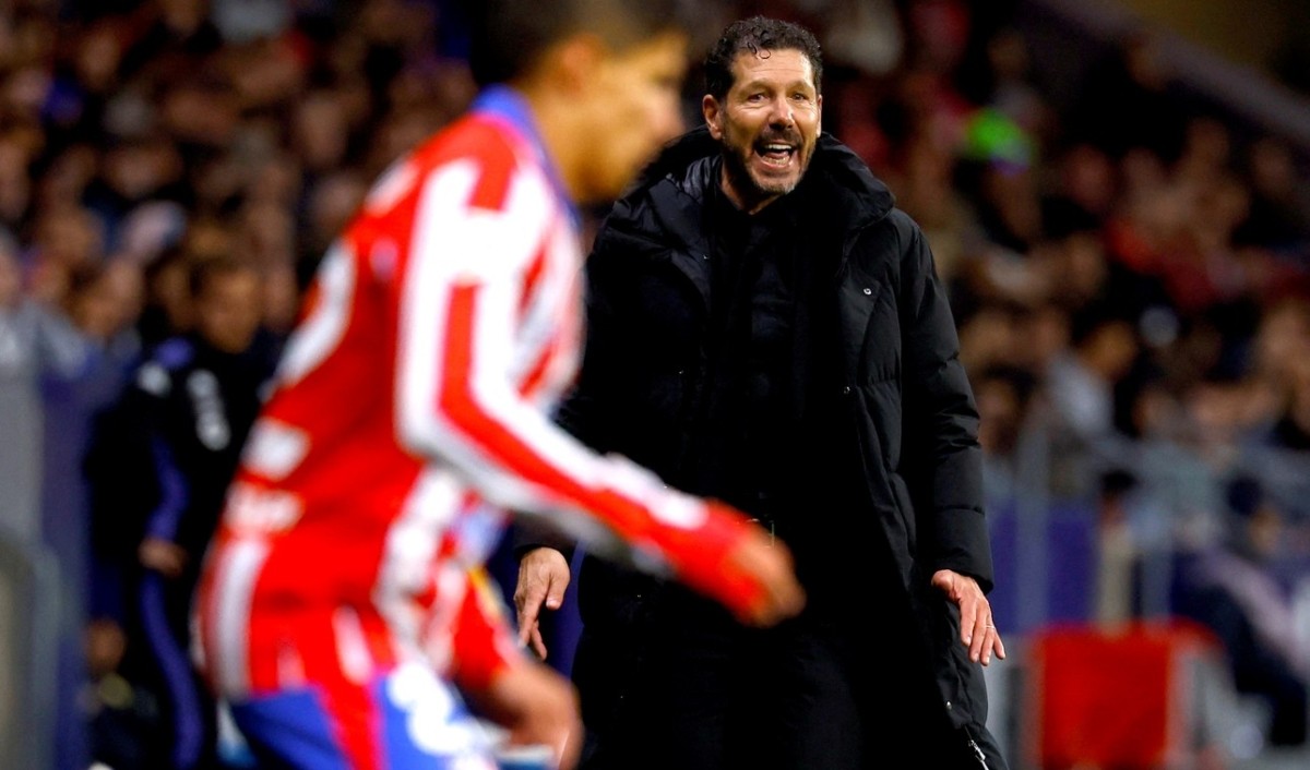 Simeone sobre Griezmann, Julián Álvarez, Giuliano, Sorloth, Koke, Riquelme y Lemar Simeone sobre Griezmann, Julián Álvarez, Giuliano, Sorloth, Koke, Riquelme y Lemar