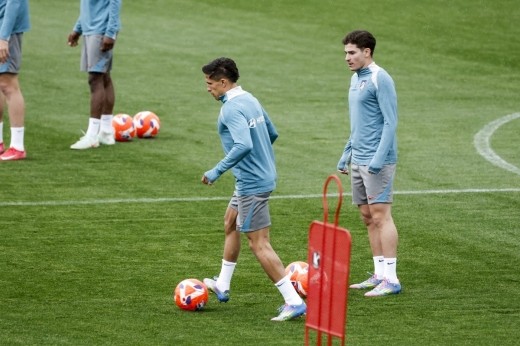 Simeone sigue ensayando once sin Griezmann para enfrentarse al Alavés
