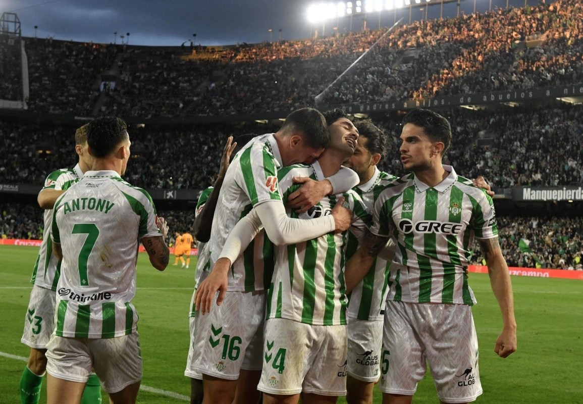 Las posibles rotaciones del Real Betis ante Osasuna Las posibles rotaciones del Real Betis ante Osasuna