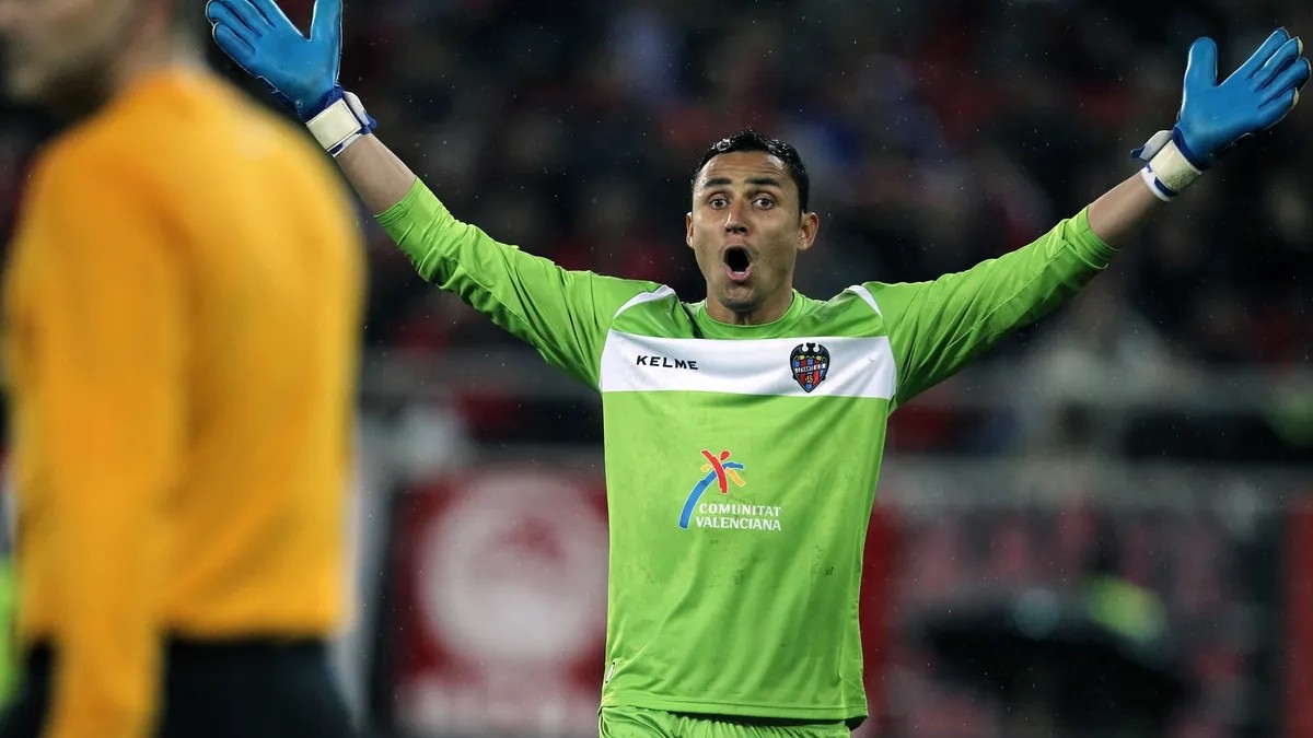 Keylor Navas se ofrece al Levante UD
