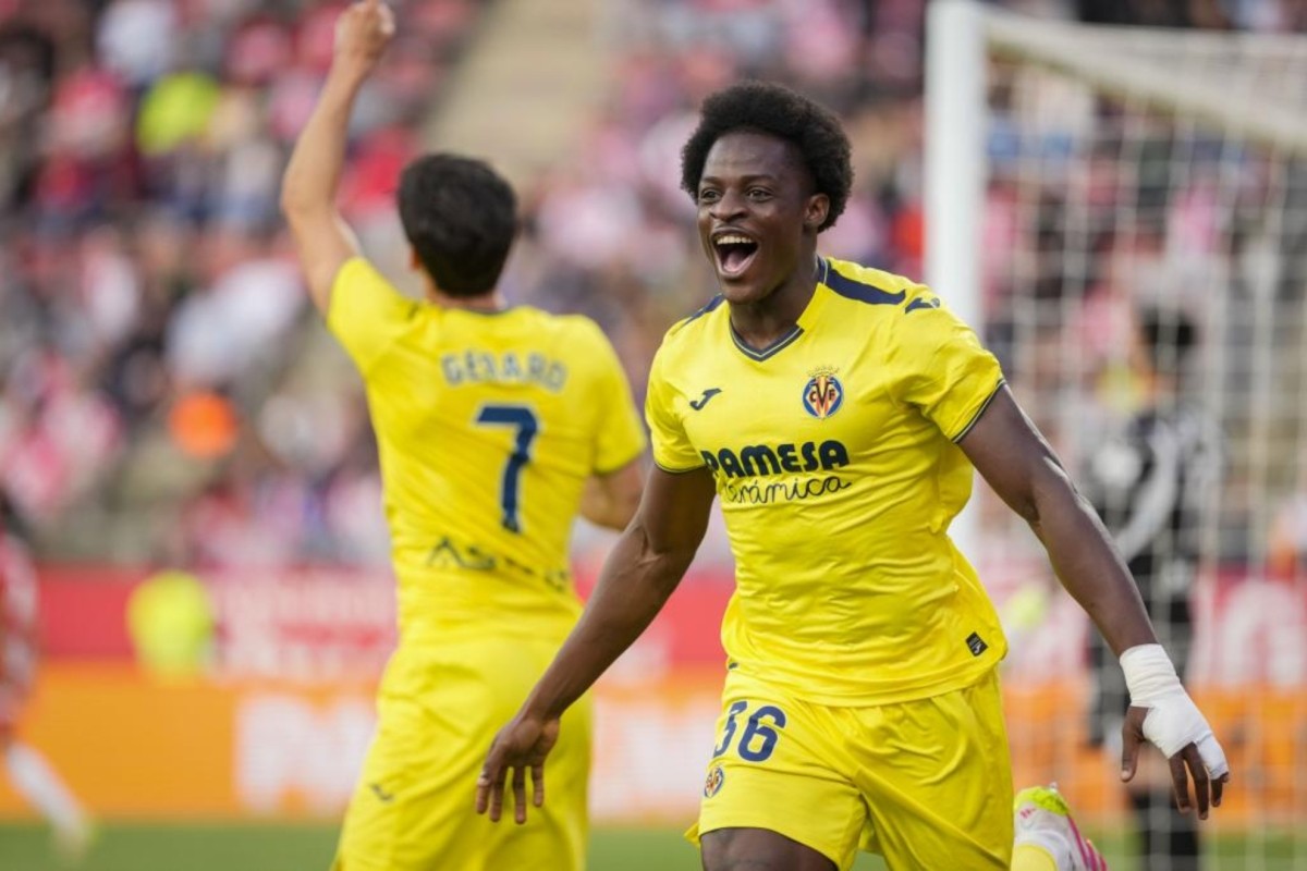 Se calienta el fichaje de Etta Eyong: Alavés y Getafe se suman a la puja Se calienta el fichaje de Etta Eyong: Alavés y Getafe se suman a la puja