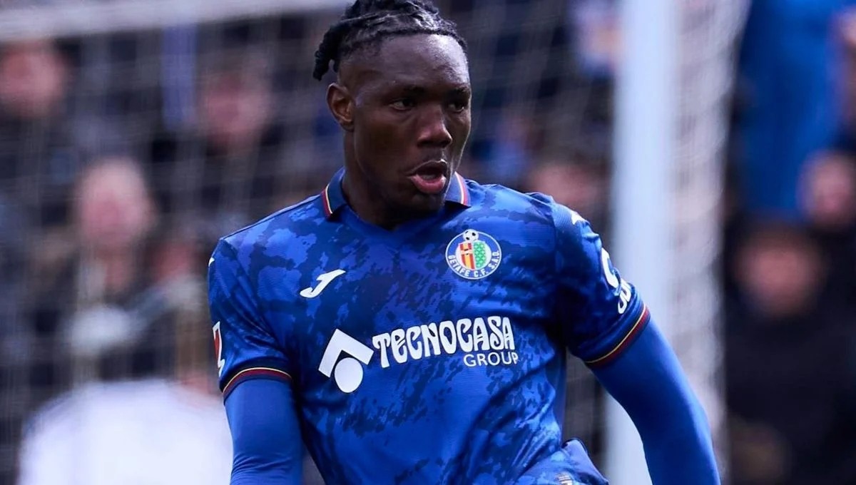 Varios clubes de la Premier van tras Christantus Uche Varios clubes de la Premier van tras Christantus Uche