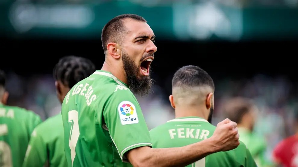 El Betis tiene claro que no dejará salir gratis a Borja Iglesias El Betis tiene claro que no dejará salir gratis a Borja Iglesias