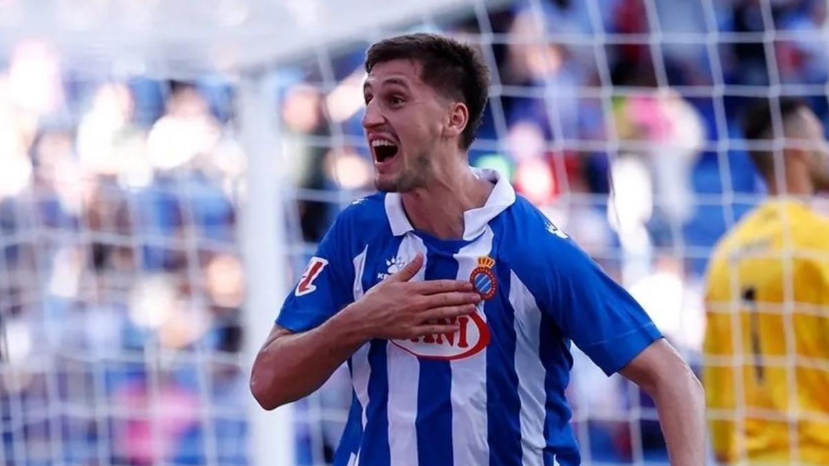 La Roma rechaza una oferta de 7 millones del Espanyol por Kumbulla La Roma rechaza una oferta de 7 millones del Espanyol por Kumbulla