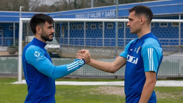 Guía Fantasy de la plantilla, alineación tipo y recomendables de Real Oviedo temporada 25/26. ACTUALIZADO 1º parón de selecciones.