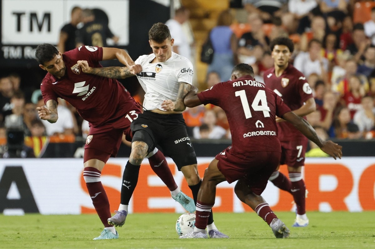 El Valencia se luce ante el Torino. Jugadores destacados. El Valencia se luce ante el Torino. Jugadores destacados.