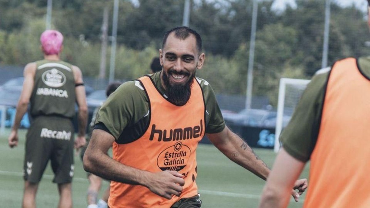 MARCA descarta las titularidades de Bryan Zaragoza y Borja Iglesias ante el Getafe MARCA descarta las titularidades de Bryan Zaragoza y Borja Iglesias ante el Getafe