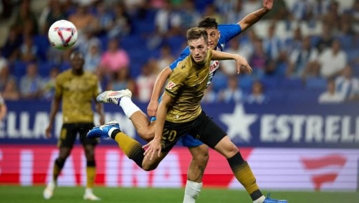 La Real Sociedad pone a la venta a un nuevo jugador