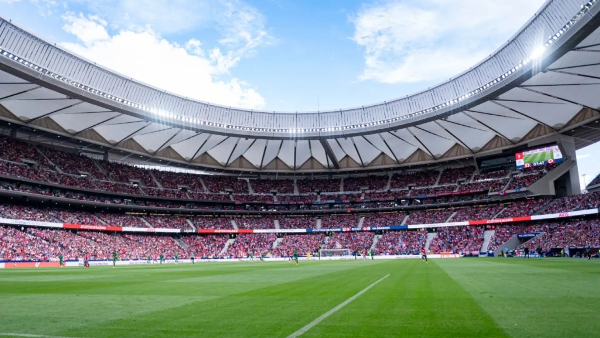 Alineaciones confirmadas del Atlético - Elche ¡Sorloth titular! Alineaciones confirmadas del Atlético - Elche ¡Sorloth titular!