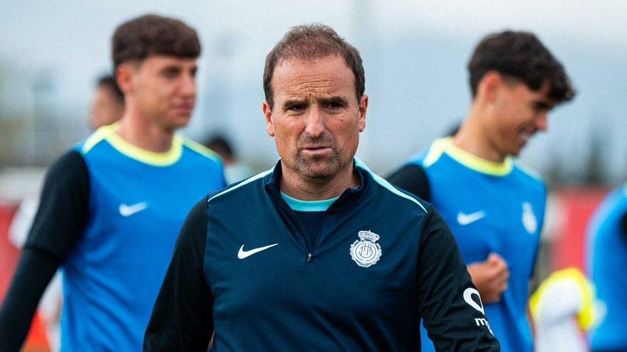 Arrasate ya prueba ante el Celta la defensa de 3: Kumbulla, Raillo y Valjent Arrasate ya prueba ante el Celta la defensa de 3: Kumbulla, Raillo y Valjent