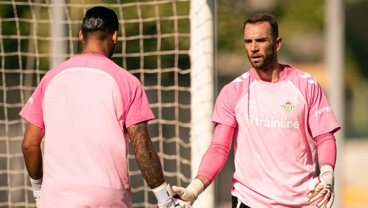 Pau López será baja ante el Celta y Valles apunta ser titular Pau López será baja ante el Celta y Valles apunta ser titular