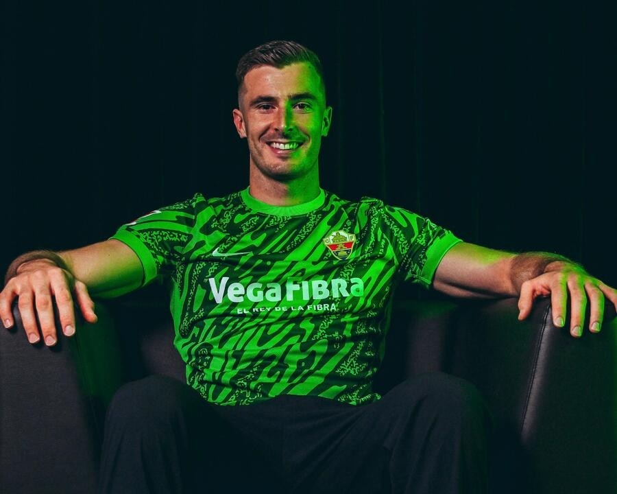 Iñaki Peña al Elche: ¿Titular o suplente frente a Dituro?