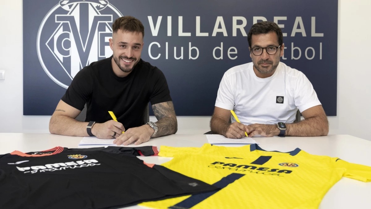 El Villarreal hace oficial el fichaje de Arnau Tenas El Villarreal hace oficial el fichaje de Arnau Tenas