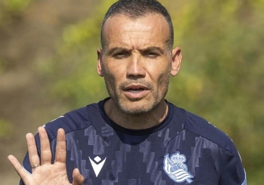 Sergio Francisco prepara varios cambios en el once para enfrentarse al Oviedo
