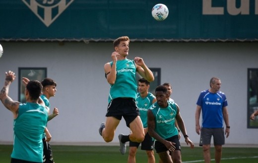 Novedades en el Betis con el estado de Pau López, Bellerín, Aitor Ruibal, Deossa, Llorente y Marc Roca