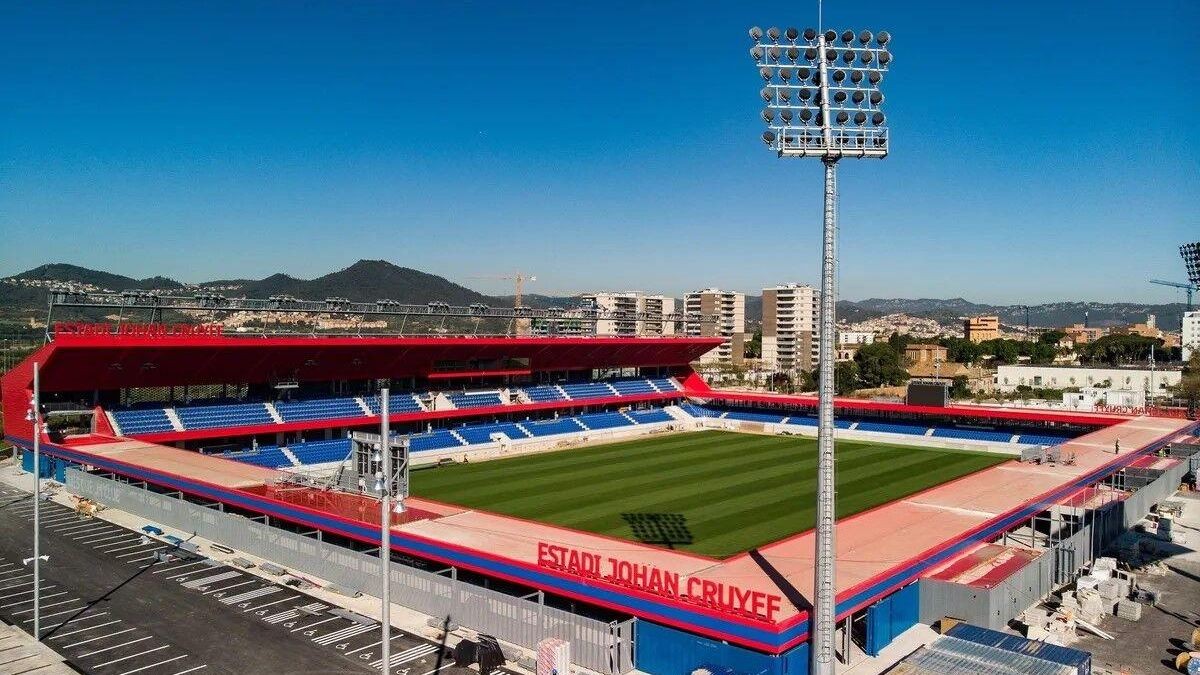 Alineaciones confirmadas del Barcelona - Valencia ¡Raphinha, Lewan y Olmo suplentes! ¡Bardghji titular!