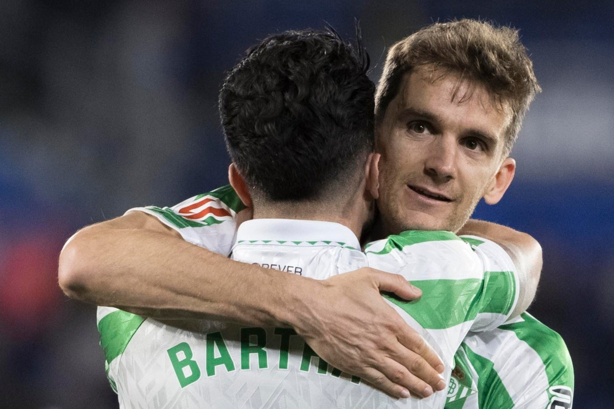 Alarma Fantasy en el Betis con Bartra, Llorente y Deossa