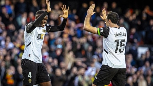 Nueva lesión importante en la defensa del Valencia