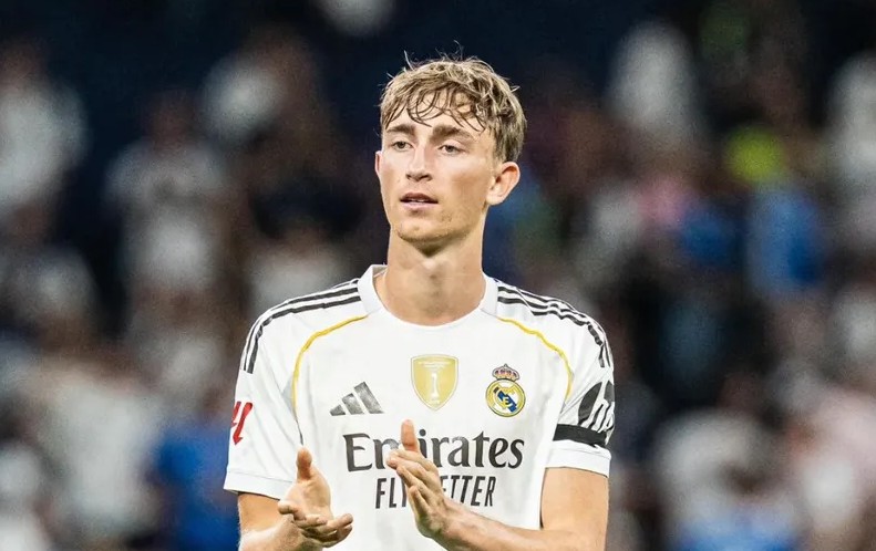 Dean Huijsen cae lesionado y abandona la concentración de la Selección Española