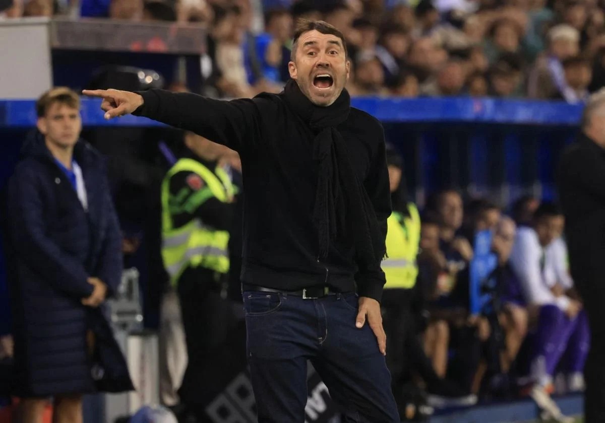 Coudet explica la suplencia de Carlos Vicente y habla sobre Aleñá, Ibáñez, Denis Suárez, Calebe y Rebbach Coudet explica la suplencia de Carlos Vicente y habla sobre Aleñá, Ibáñez, Denis Suárez, Calebe y Rebbach