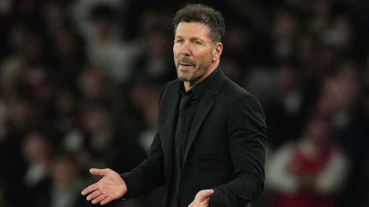 Simeone sobre Sorloth, el balón parado y la derrota ante el Arsenal Simeone sobre Sorloth, el balón parado y la derrota ante el Arsenal