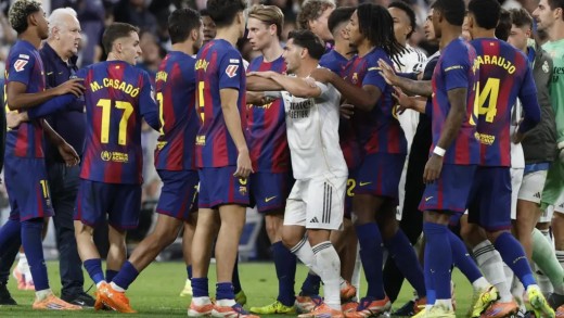 El acta del Clásico al rojo vivo tras el pitido final: ¡1 expulsión para el Real Madrid y 6 amarillas! El acta del Clásico al rojo vivo tras el pitido final: ¡1 expulsión para el Real Madrid y 6 amarillas!