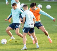 Novedades con el estado de Laporte en una sesión con seis bajas