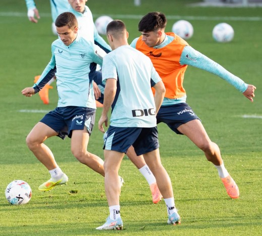 Novedades con el estado de Laporte en una sesión con seis bajas Novedades con el estado de Laporte en una sesión con seis bajas