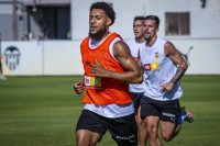 El Valencia suma una nueva baja importante en el entrenamiento de este jueves y última hora sobre Pepelu y Hugo Duro El Valencia suma una nueva baja importante en el entrenamiento de este jueves y última hora sobre Pepelu y Hugo Duro