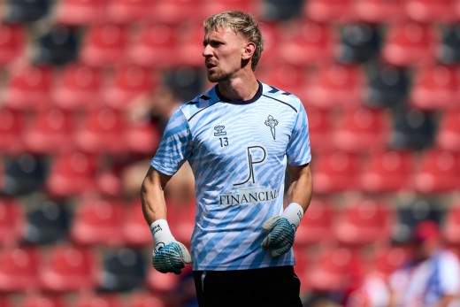 Preocupación en el Celta por la posible lesión de Radu Preocupación en el Celta por la posible lesión de Radu