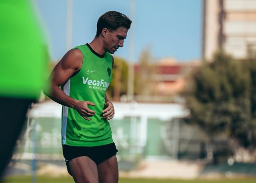 Dos bajas muy importantes en el entrenamiento del Elche Dos bajas muy importantes en el entrenamiento del Elche