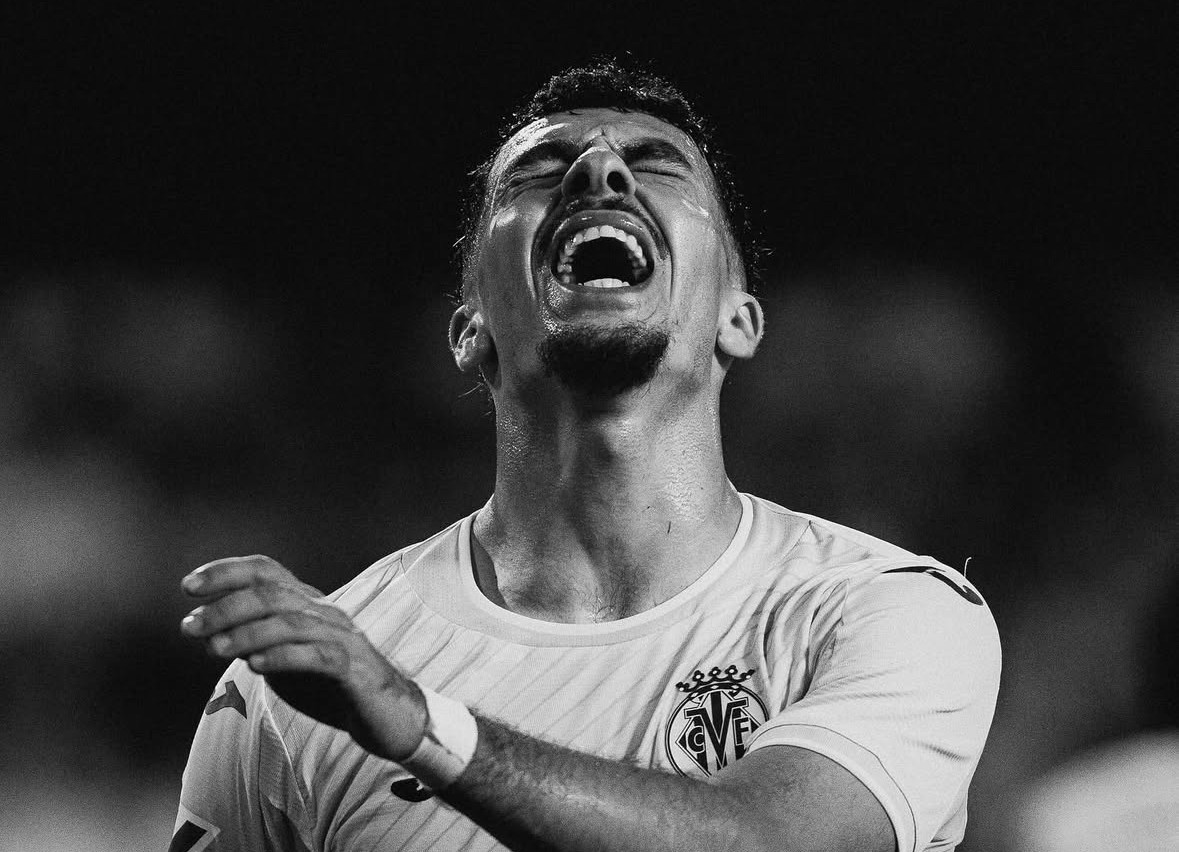 Alarma Mikautadze en el Villarreal por molestias ¡Posible baja ante el Espanyol!