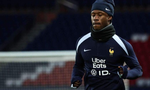 Alarma con Camavinga: deja Francia por molestias y vuelve a Madrid para pruebas