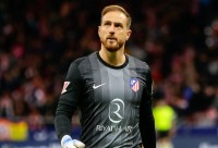 Alarma Oblak en el Atlético por posible lesión Alarma Oblak en el Atlético por posible lesión