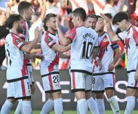 Nueva lesión en la defensa del Rayo Vallecano Nueva lesión en la defensa del Rayo Vallecano