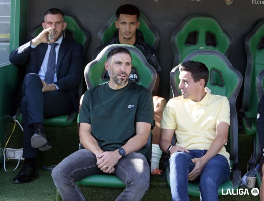 Sarabia sobre Rafa Mir, Héctor Fort, Valera, Álvaro Núñez, Iñaki Peña, André Da Silva, Martim Neto, Álvaro Rodríguez y Diangana Sarabia sobre Rafa Mir, Héctor Fort, Valera, Álvaro Núñez, Iñaki Peña, André Da Silva, Martim Neto, Álvaro Rodríguez y Diangana