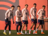 Lesión de gravedad en la defensa del Barcelona Lesión de gravedad en la defensa del Barcelona