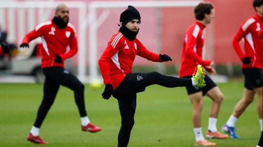 El Sevilla suma dos nuevas bajas en el entrenamiento de este viernes