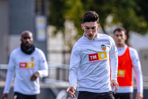 Corberán ensaya once para enfrentarse al Celta sin Gayà ni Tàrrega Corberán ensaya once para enfrentarse al Celta sin Gayà ni Tàrrega