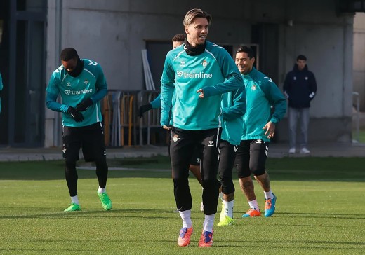 Diario de Sevilla no descarta rotaciones esta jornada en el Betis Diario de Sevilla no descarta rotaciones esta jornada en el Betis