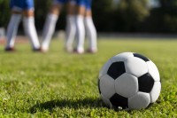 Así es la afición actual por el fútbol: Rituales, música y gasto inteligente