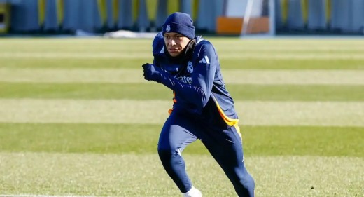 What do we do with Mbappé? Will he play against Levante?