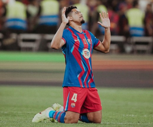 SPORT cree que Araujo podría ser titular ante el Elche o Albacete